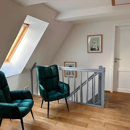 Hafenapartment Schipperhus Mit Wasserblick Stralsund