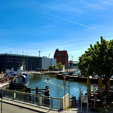 Hafenapartment Schipperhus Mit Wasserblick *